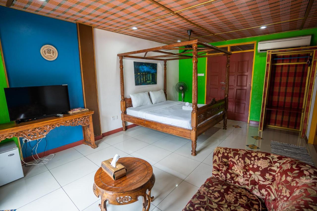 Lost Paradise Resort Batu Ferringhi Kültér fotó