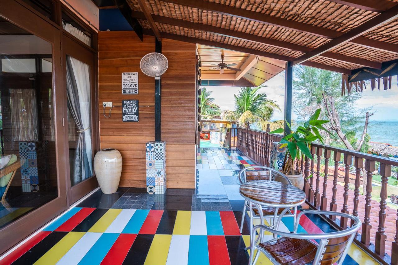 Lost Paradise Resort Batu Ferringhi Kültér fotó